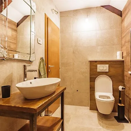 Holiday home Stone Valcer *