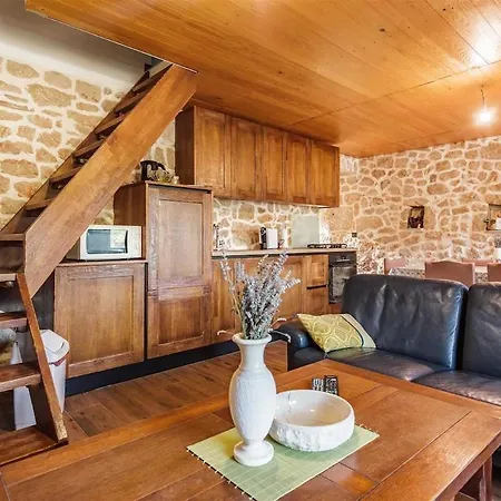 Holiday home Stone Valcer Slivno (Split-Dalmatia)