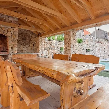 Stone Valcer Feriehus Slivno (Split-Dalmatia)